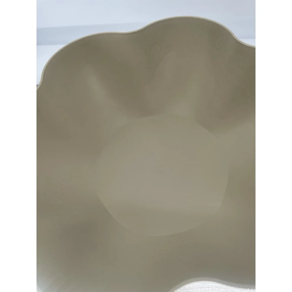 Tupperware‎ XL Flower Shape Chip Salad Dessert Bowl With Lid